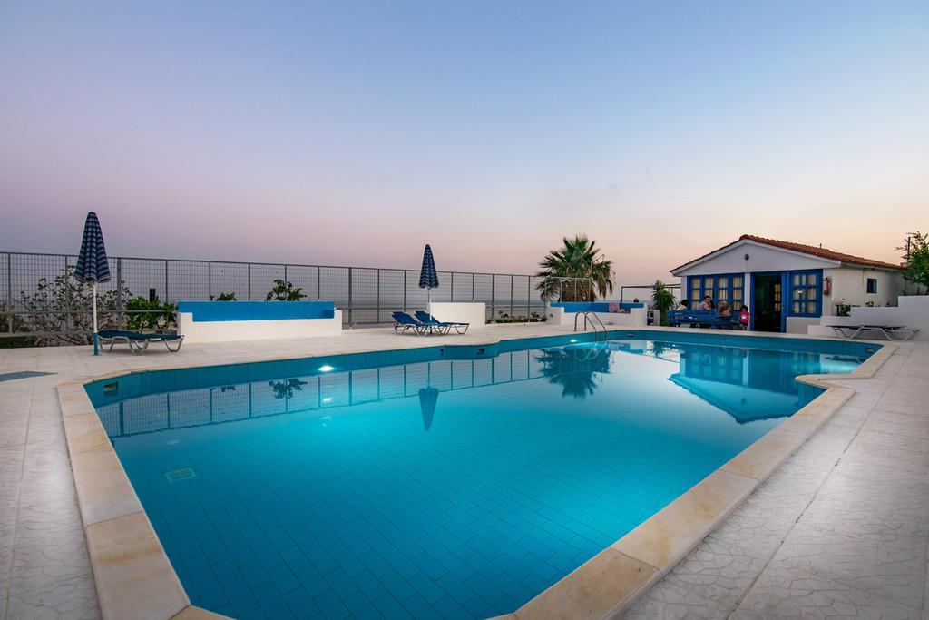 Creta Sky Apartment Achlia Exterior photo